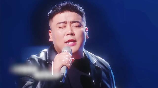 付豪凭拷问式唱腔走红，承包中年男性歌单