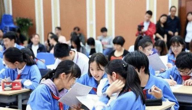 建议取消中考,实行12年义务教育?家长举双手赞成,教育部回应了休闲区蓝鸢梦想 - Www.slyday.coM 建议取消中考,实行12年义务教育?家长举双手赞成,教育部回应了休闲区蓝鸢梦想 - Www.slyday.coM