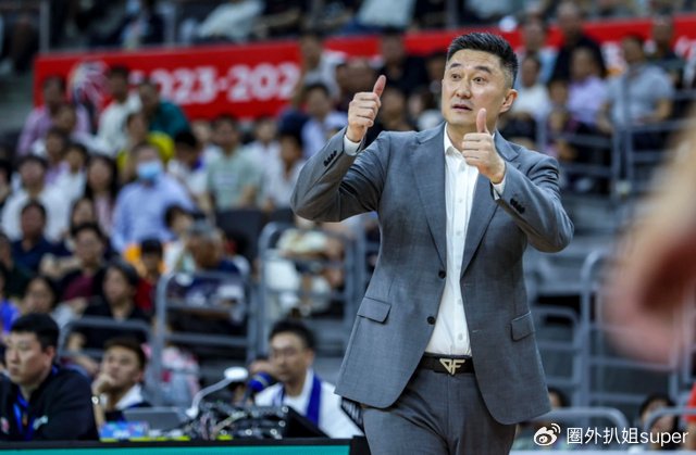 CBA最新消息！郭奇芳加盟广东，黄明依被交易，福建签约马鑫鑫