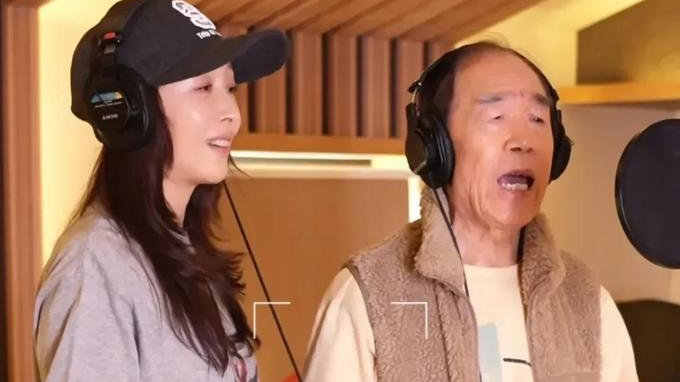 歌手孙悦父亲去世，曾是剧院武生，早年和原配离婚，现任妻子漂亮