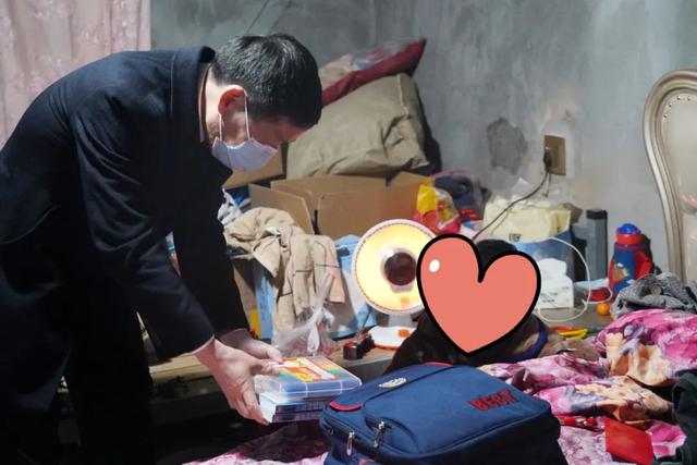 7岁男孩一夜之间失去了父亲和奶奶,最近他给法官写了一封信休闲区蓝鸢梦想 - Www.slyday.coM 7岁男孩一夜之间失去了父亲和奶奶,最近他给法官写了一封信休闲区蓝鸢梦想 - Www.slyday.coM