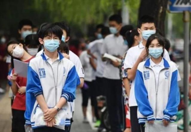 建议取消中考,实行12年义务教育?家长举双手赞成,教育部回应了休闲区蓝鸢梦想 - Www.slyday.coM 建议取消中考,实行12年义务教育?家长举双手赞成,教育部回应了休闲区蓝鸢梦想 - Www.slyday.coM