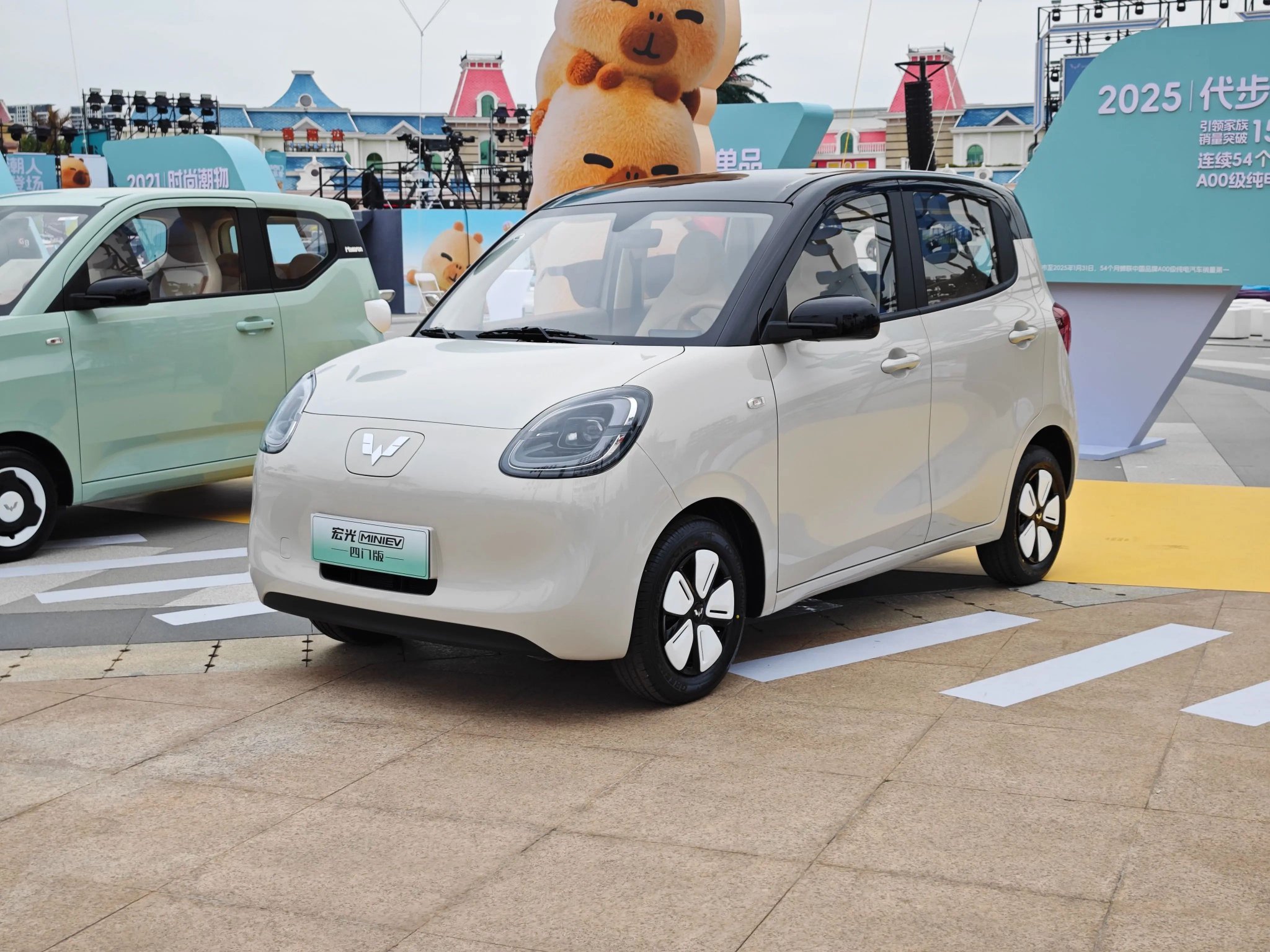 五菱宏光MINIEV这款“人民的代步车”，性价确实高