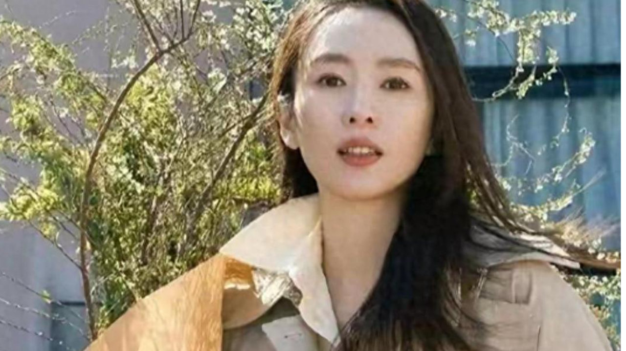 恩爱12年难抵残酷现实，童瑶把富豪老公熬成爹，年龄差终究是道坎