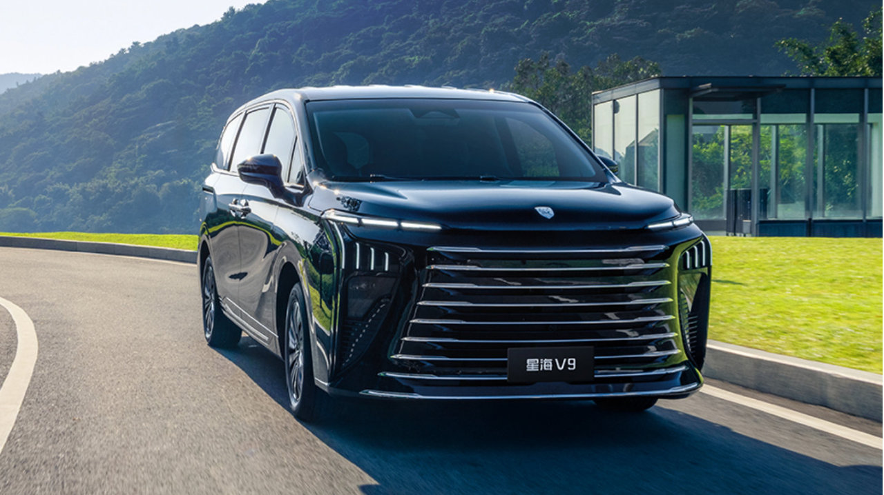 荣获同级销冠的9系最亲民豪华MPV，助力东风风行销量大增13.5%！