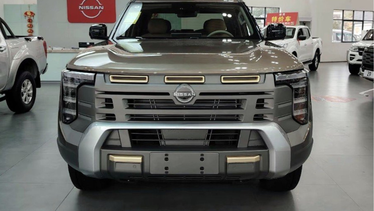 郑州日产全新皮卡！造型硬朗气派，配四驱和三把锁，或命名为坦锋