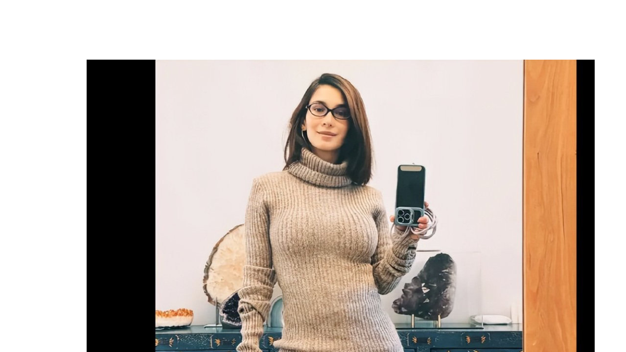 卢靖姗生完儿子后，身材性感又火辣，韩庚有福了！