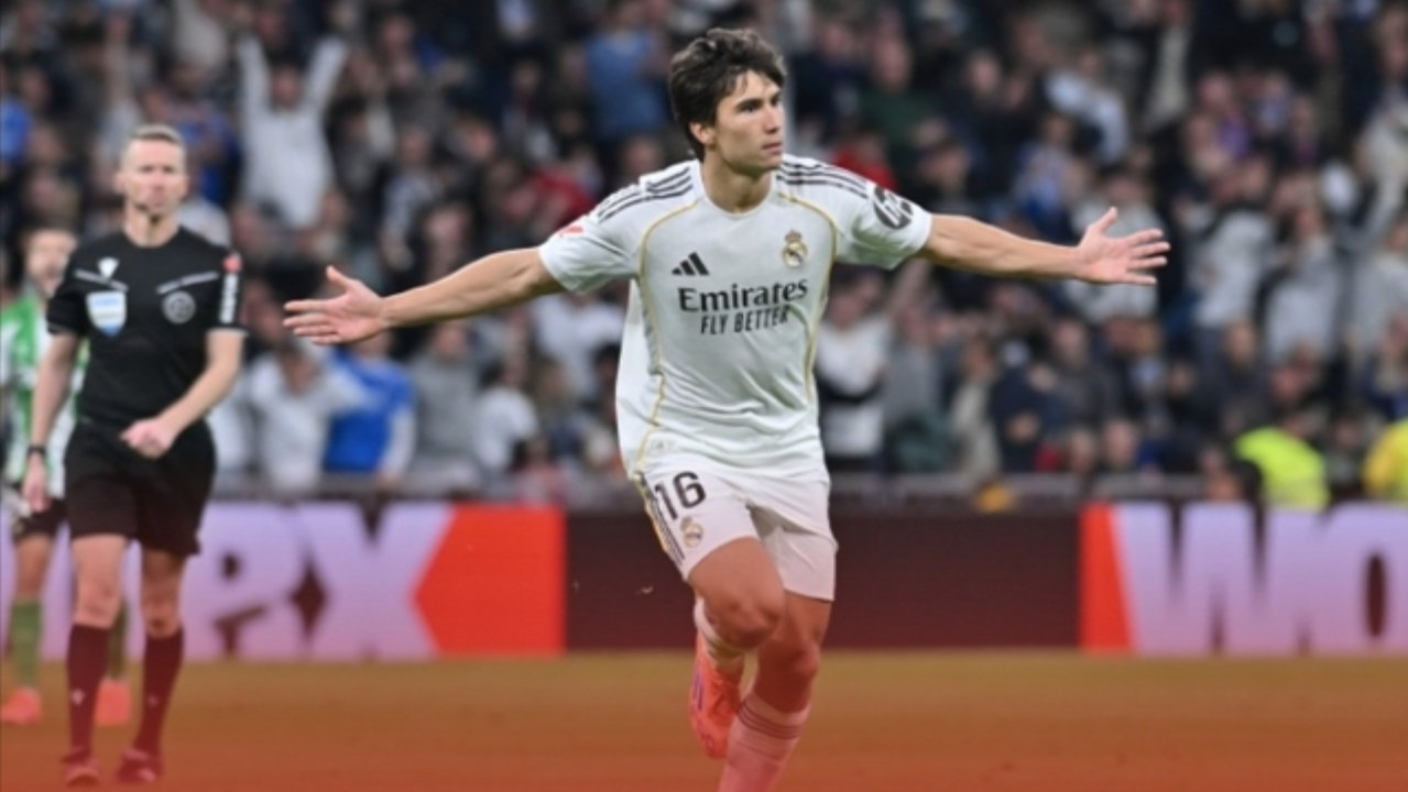 姆巴佩缺席 皇马进攻变流畅 5球全来自青训球员 5-1贝蒂斯取4连胜