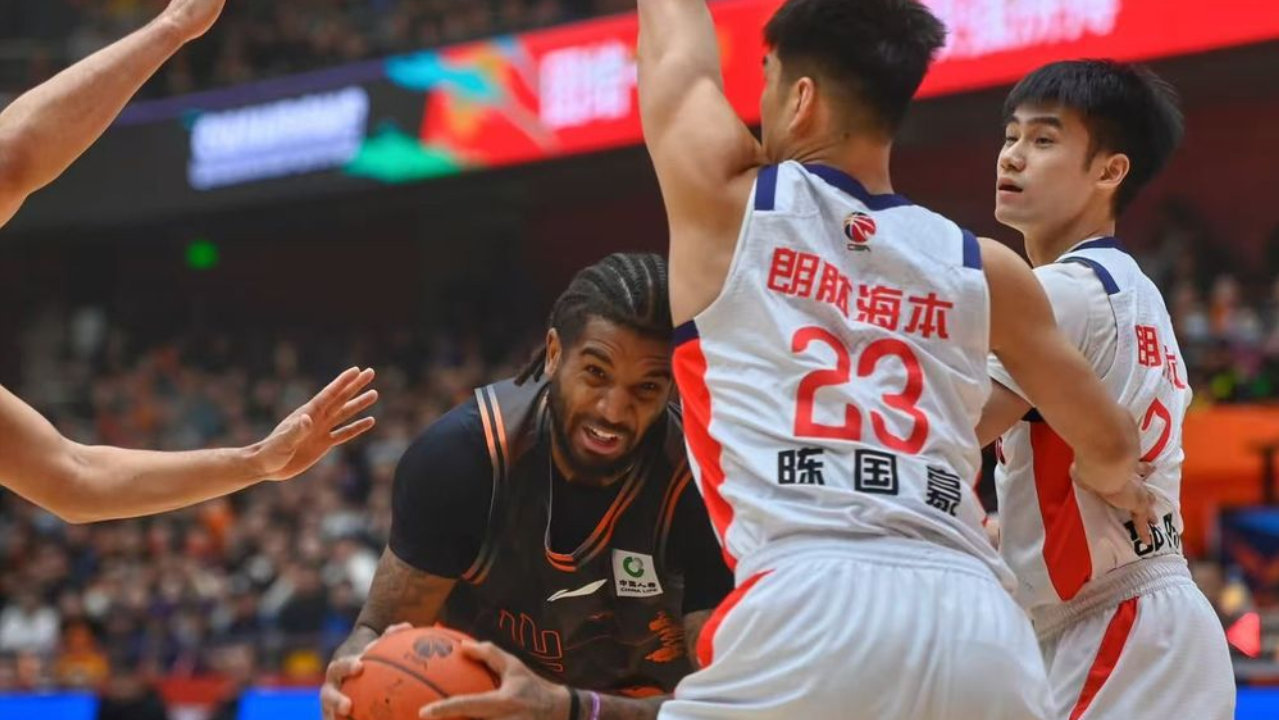 山东末节转战局83-80险胜广州  近15战13胜升至第四 广州遭遇三连败