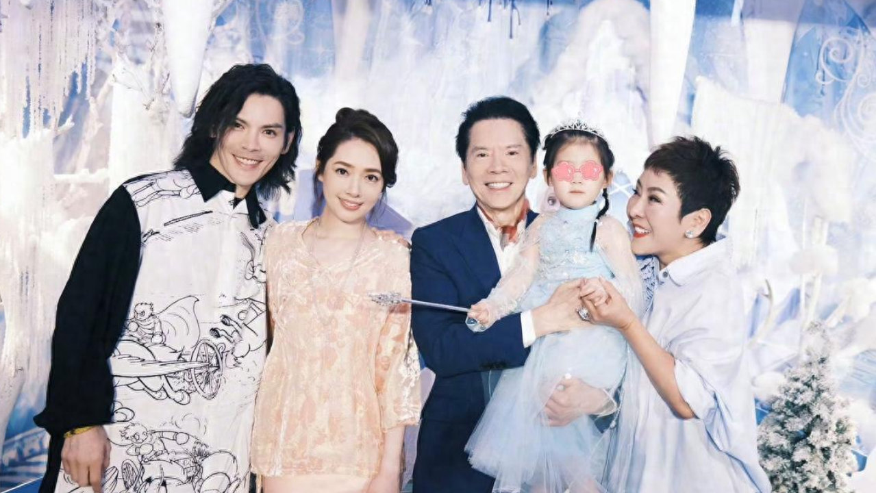 豪门向太坦言遗产不传儿子原因,百亿家产托付儿媳郭碧婷！