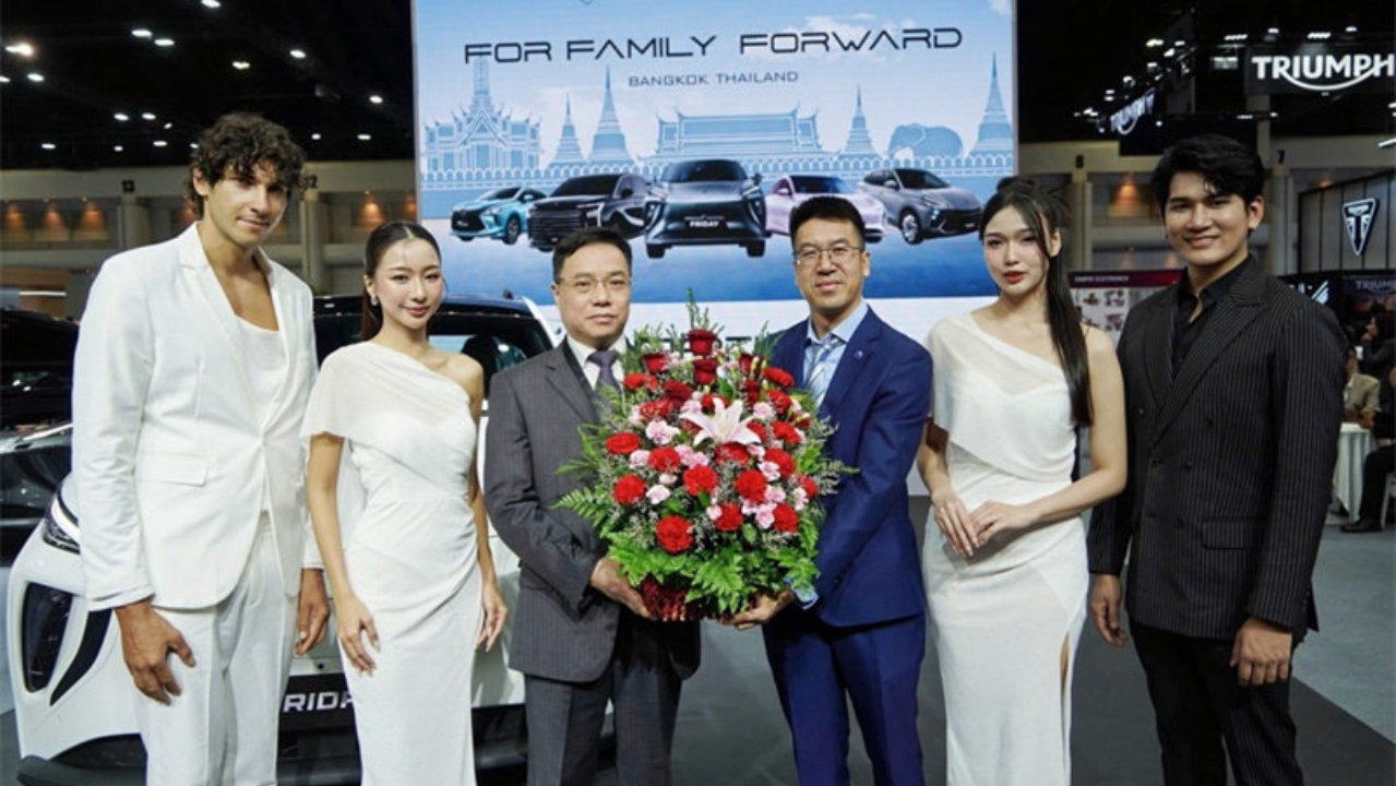 东风风行携FRIDAY与星海V9亮相曼谷 新能源战略深耕泰国