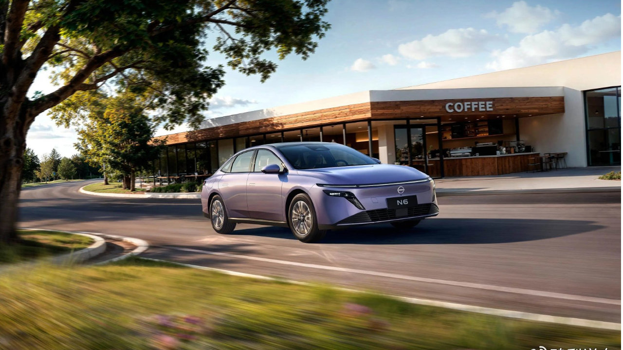 适合工薪族开的轿车，可以看看这三款，耐用省油安全系数高