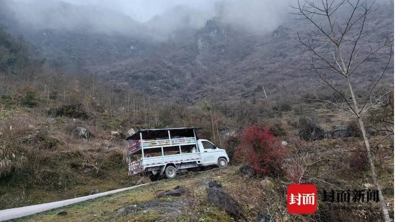 6年跑报废一辆车，在1300米落差的大山里送货上门，乡村货郎跑成深山
