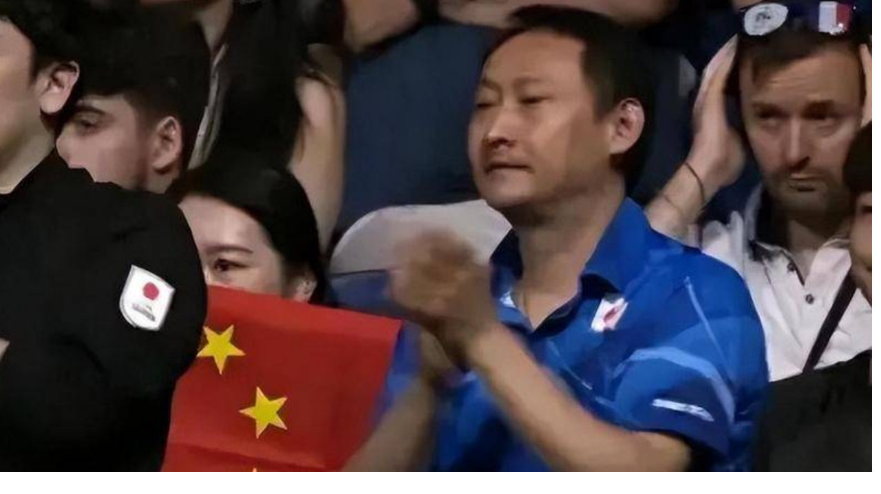 张本美和父亲怒斥王曼昱：对我女儿失态，球场不文明，不配做球星