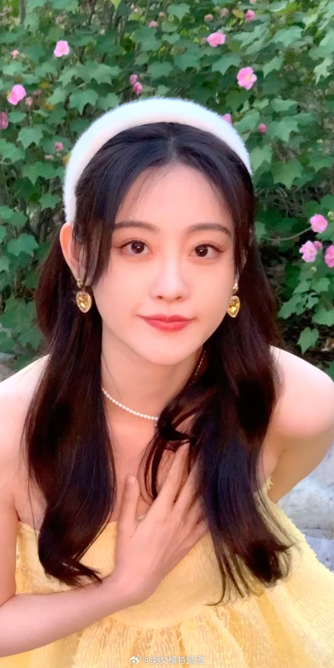 祝绪丹花园少女大片