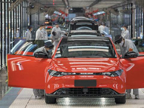 专属保险为消费者提供优质保障（财经眼）