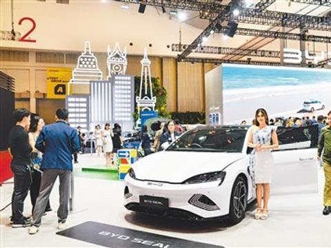 印尼国际汽车展开幕（环球掠影）