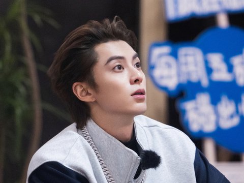 《亲爱的客栈2026》王鹤棣沈月合体,首席体验官白鹿进门秒变员工