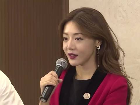 我们这么多优秀演员坐在这里，是吃干饭的吗？