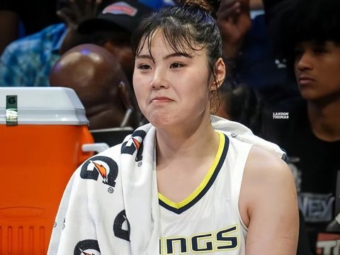 女篮3人同日爆发：李月汝绝杀，韩旭封神，李梦签千万合同