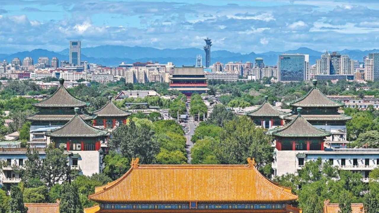 从“我们的”到“世界的”