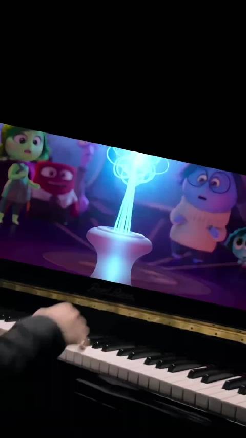 “当你崩溃时 所有的情绪都会拥抱你”