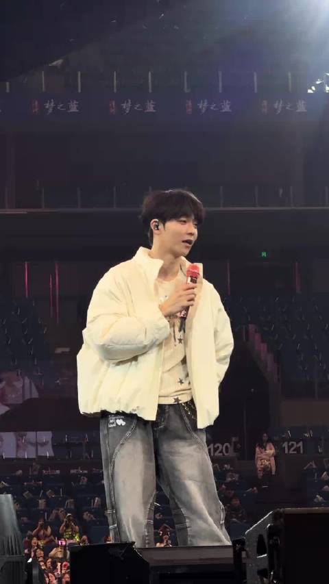 我是你的 好近好近