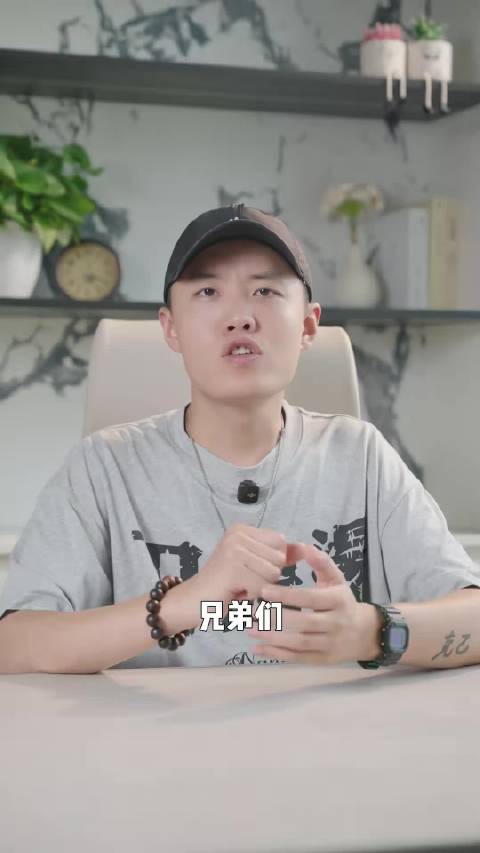理想L9 Livis和宇树机器人在一块儿能玩出什么新花样？