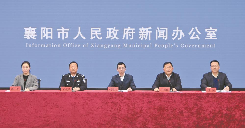 打造全国领先的车联网深度应用城市