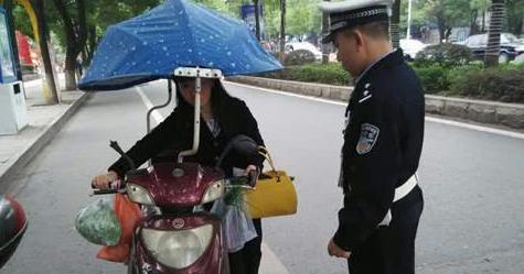 “禁摩限电”后，仍有堵车和安全隐患，老百姓：为何不禁燃油车？