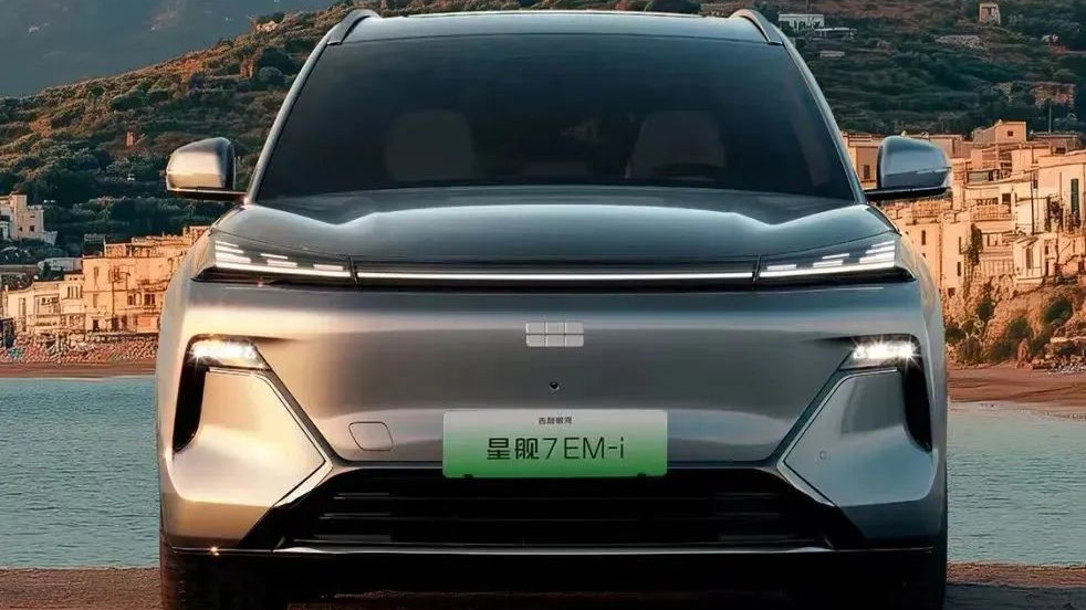 周销量出炉，吉利银河星舰7 EMi再夺插混SUV市场销量冠军