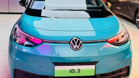 上汽大众ID.3″异常刹停″引争议：智能驾驶背后的信任危机