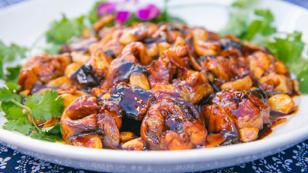 黄焖鸡米饭是什么来头 黄焖鸡米饭为何配米饭不配馒头