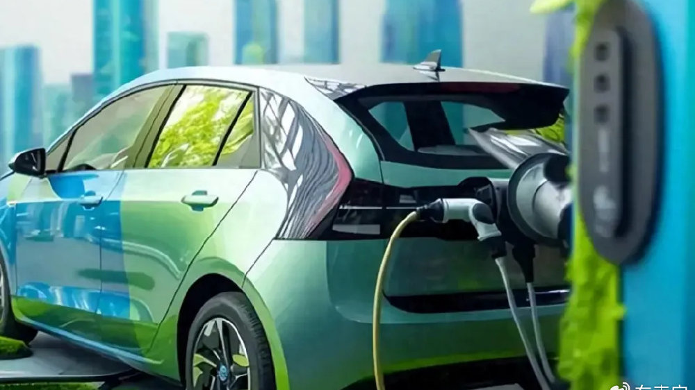 为什么还有很多人不买新能源汽车呢