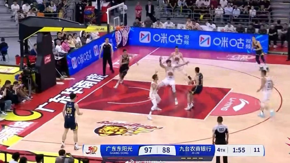 广东男篮力克吉林六大制胜关键：团队篮球+核心爆发铸就主场胜利