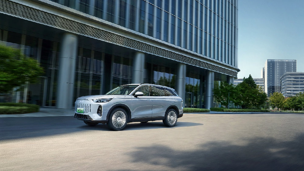 2025款风云T9焕新上市，置换厂补一口价11.99万元起