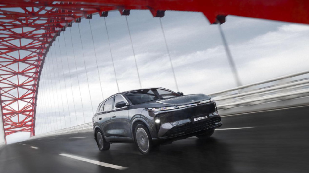 东风风神L8要尝爆款滋味：对标宋/银河L7，激进定价瞄准月销1万