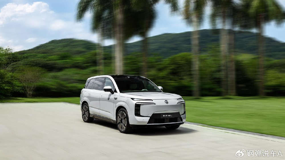 腾势N8L DM预售，同级竞品车有压力，车友们得到实惠