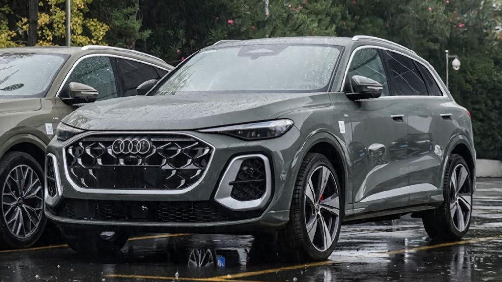 全新奥迪Q5L实车曝光！最快11月广州车展上市，配华为乾崑智驾