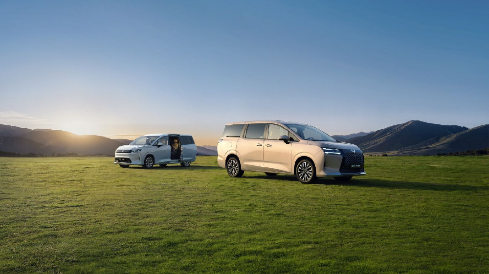 大七座带侧滑门和独悬，这辆“人民的MPV”7万多就能买