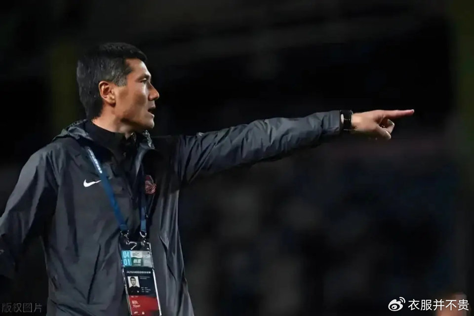 邵佳一首期国足大名单：张玉宁韦世豪领衔！王钰栋无缘 仅1名归化