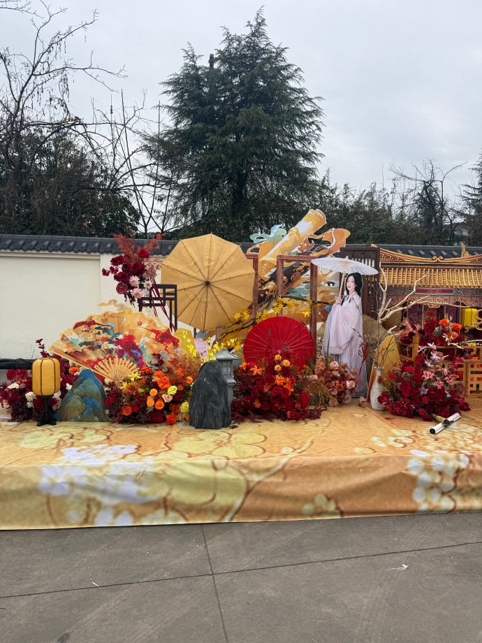 李一桐新剧金枝开机，古装造型引期待