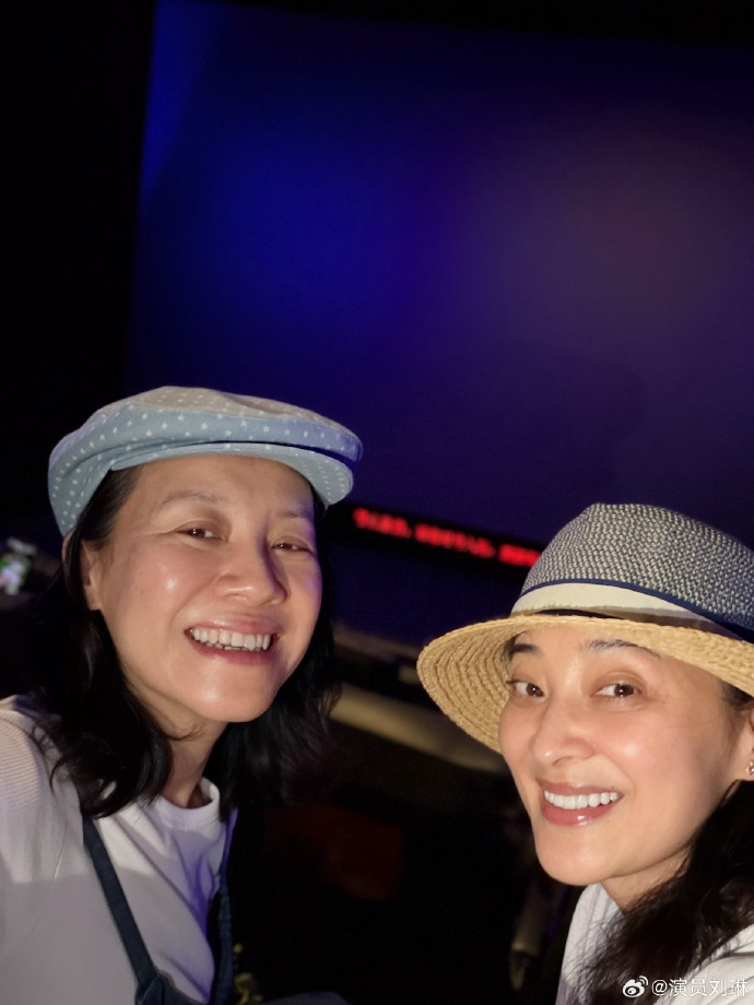 梅婷刘琳安杰德华线下聚会欢度六一