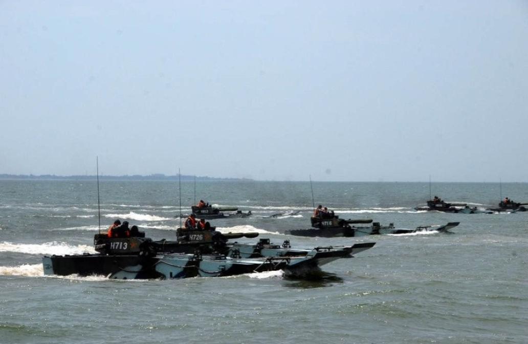 金灿荣:解放军多海域演练是在为实战做准备,大陆随时都会动手休闲区蓝鸢梦想 - Www.slyday.coM 金灿荣:解放军多海域演练是在为实战做准备,大陆随时都会动手休闲区蓝鸢梦想 - Www.slyday.coM