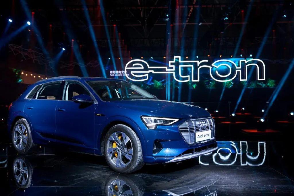 奥迪为何会在BBA中掉队?看完Q6后我找到了原因休闲区蓝鸢梦想 - Www.slyday.coM 奥迪为何会在BBA中掉队?看完Q6后我找到了原因休闲区蓝鸢梦想 - Www.slyday.coM