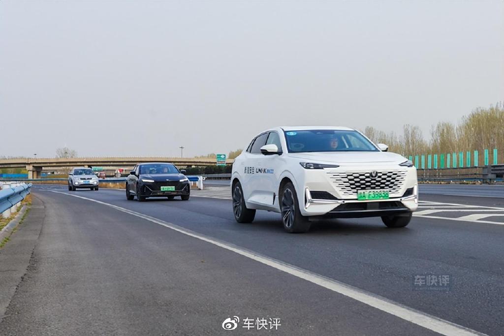 买插混车新选择:长安iDD两款新车河南上市,空间动力是亮点