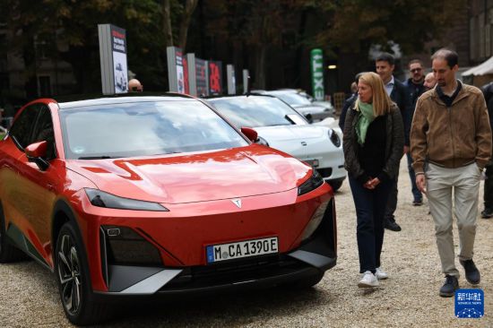 专访｜中国品牌为欧洲车电动化转型提供重要动力——访都灵车展主席安德烈亚·莱维