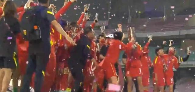 铿锵玫瑰再绽放！中国女足逆转<a href=