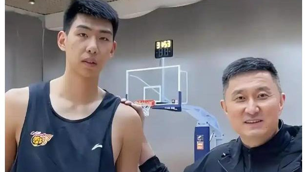 徐昕暴怒离场细节曝光，和杜锋有关，老板陈海涛陷入两难