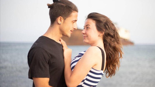 两性关系中，如何建立信任感。总是不相信自己的另一半怎么办呢？